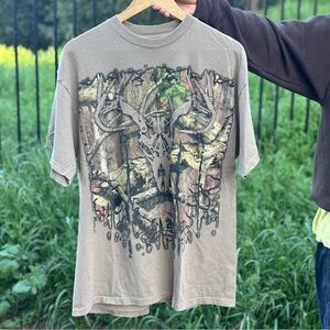 Men’s Vintage Y2K Mossy Oak Double Sided AOP Camo T-Shirt Medium